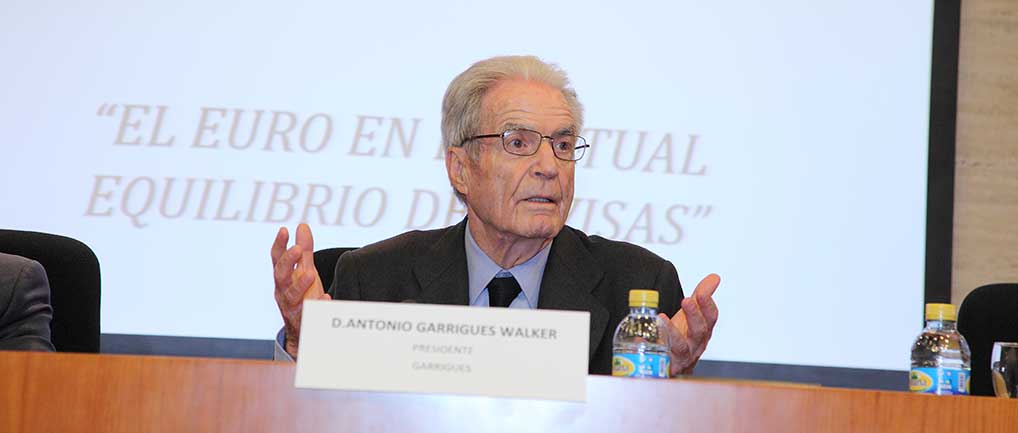El Centro de Estudios de la Universidad de Alcalá imparte un Foro sobre el euro en el actual equilibrio de divisas